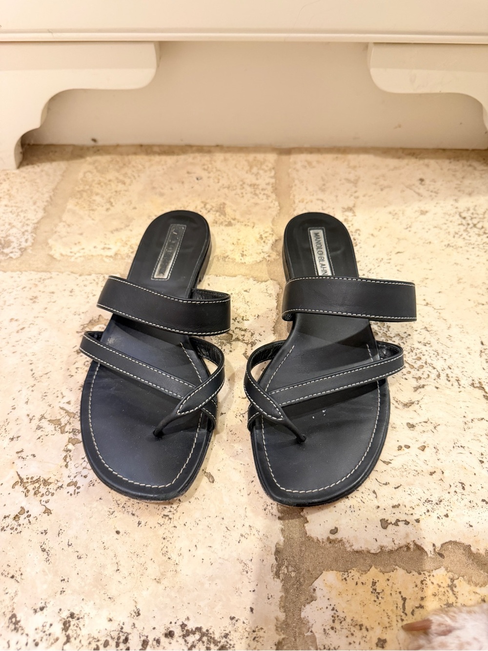 Manolo Blahnik Black Leather Multi-Strap Slide Sandals - Picture 2 of 3